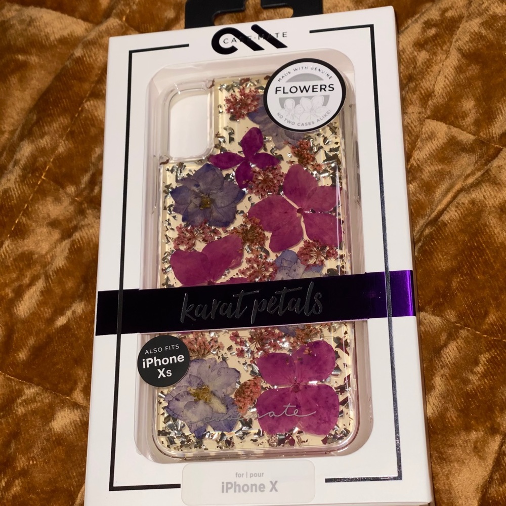 ***NWB*** Casemate ultra slim Floral iPhone…